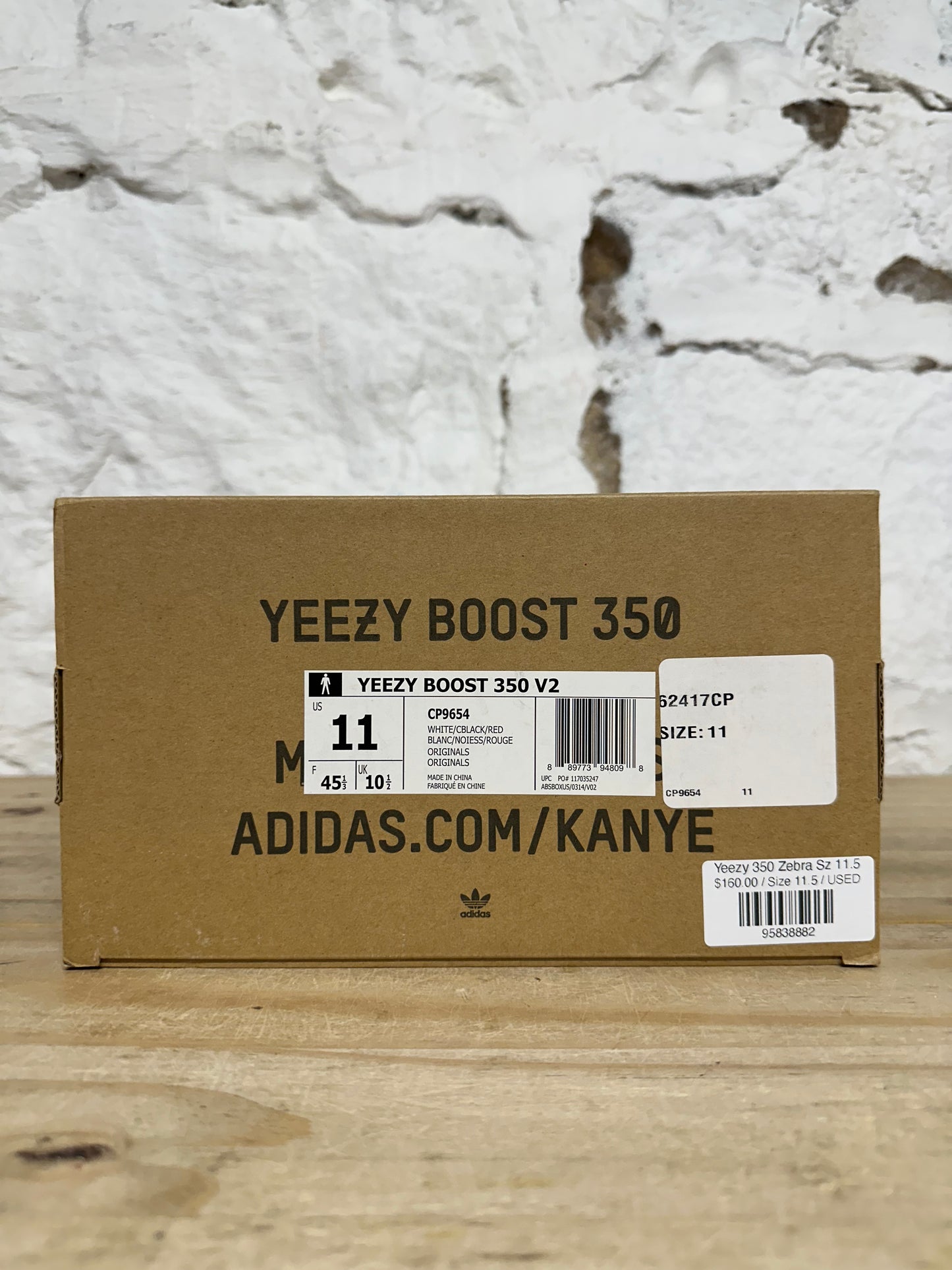 Yeezy 350 V2 Zebra Sz 11.5