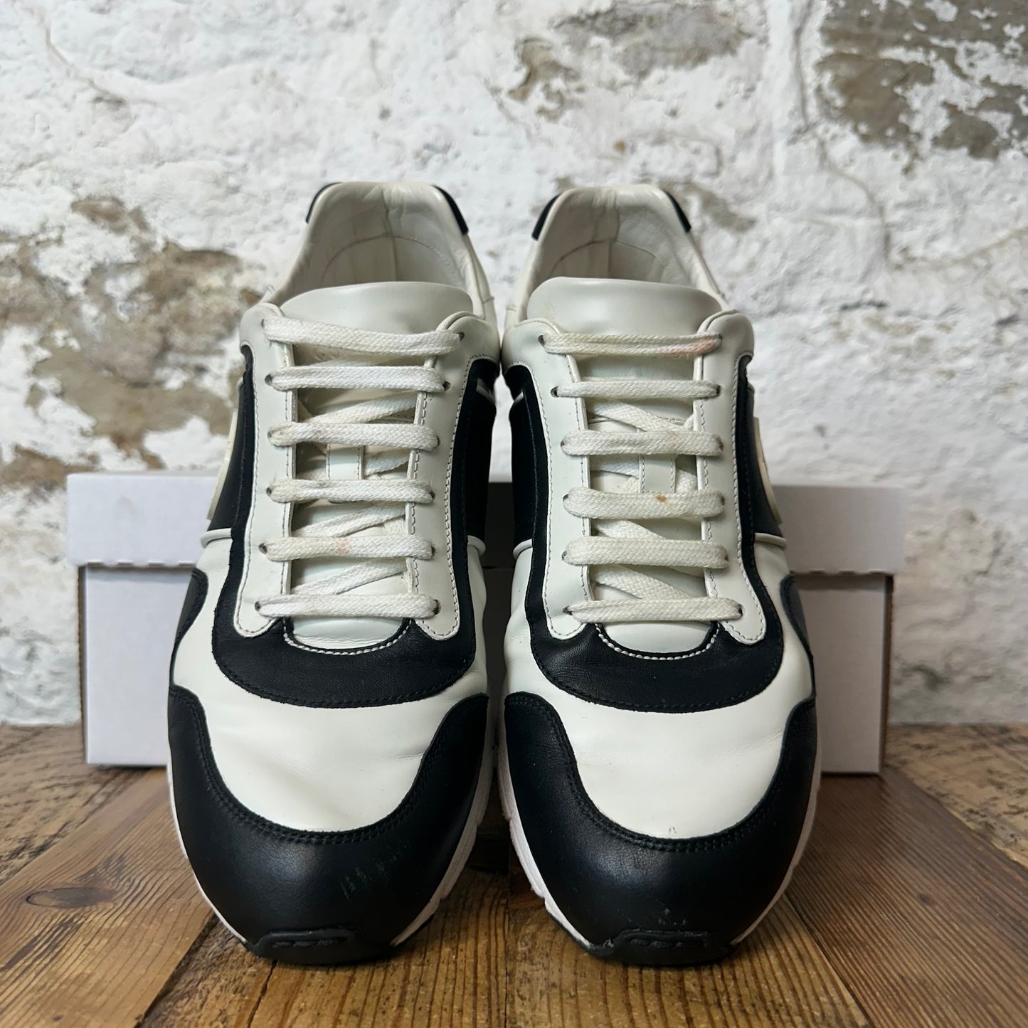 Gucci INterlocking GG Black White Sneaker Sz 8