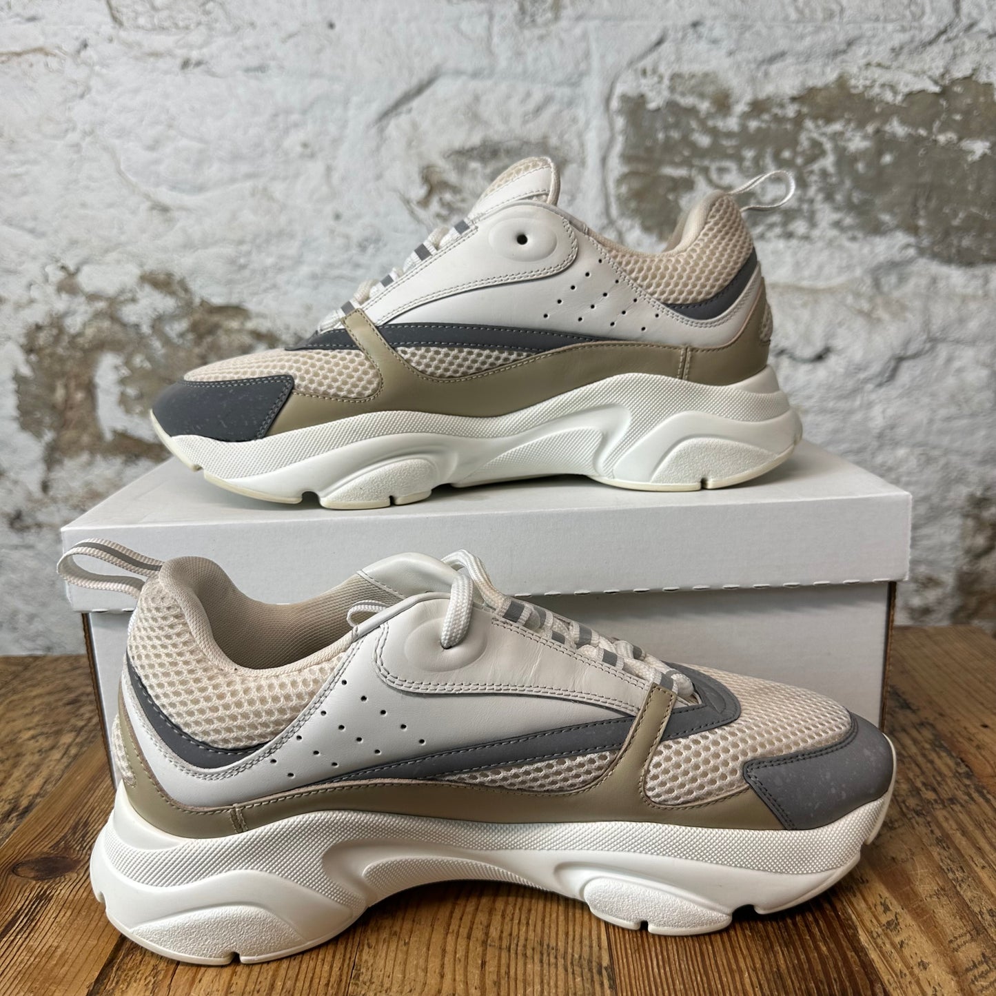 Dior B22 White Grey Beige Sneaker Sz 9 (42)