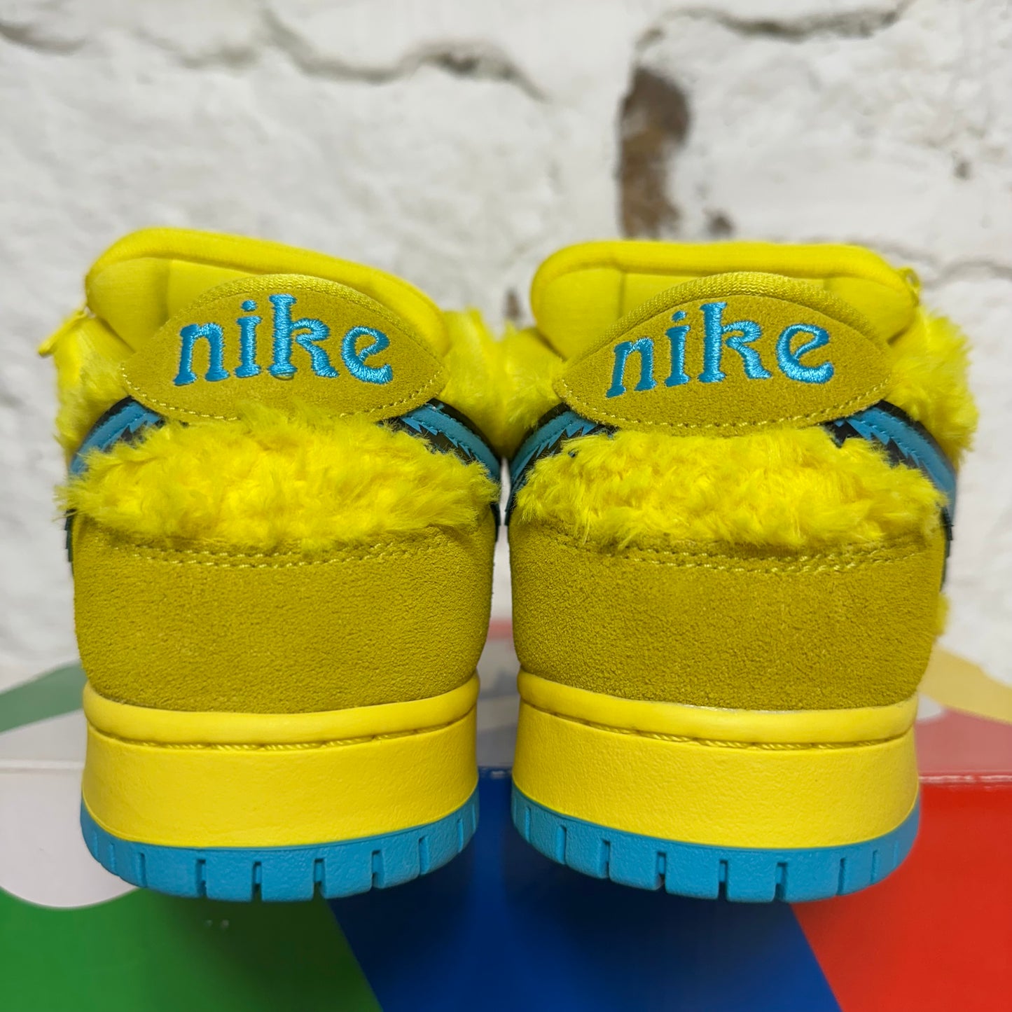Nike SB Dunk Low Grateful Dead Bears Opti Yellow Sz 10 DS