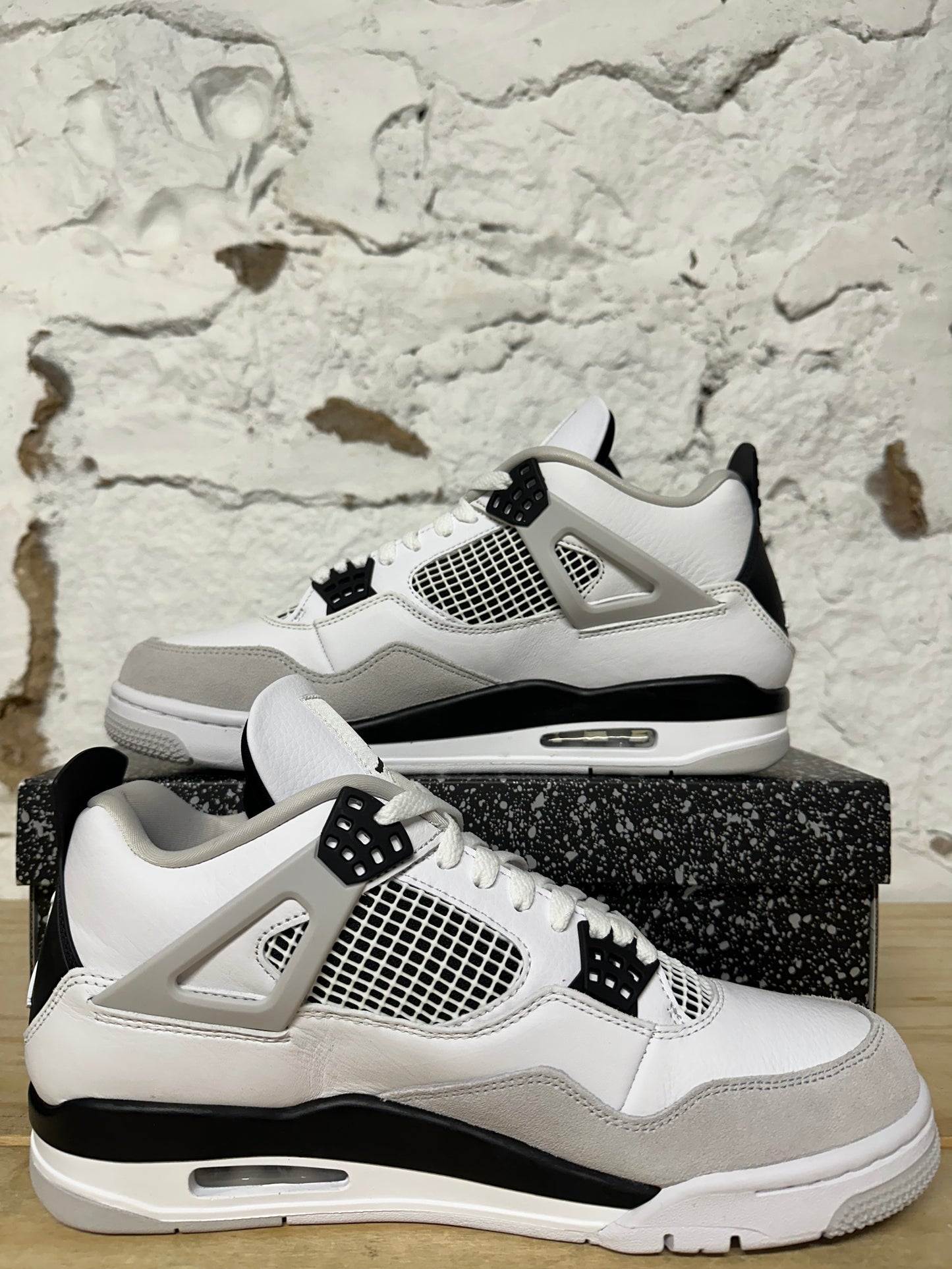 Air Jordan 4 Military Black Sz 11 DS