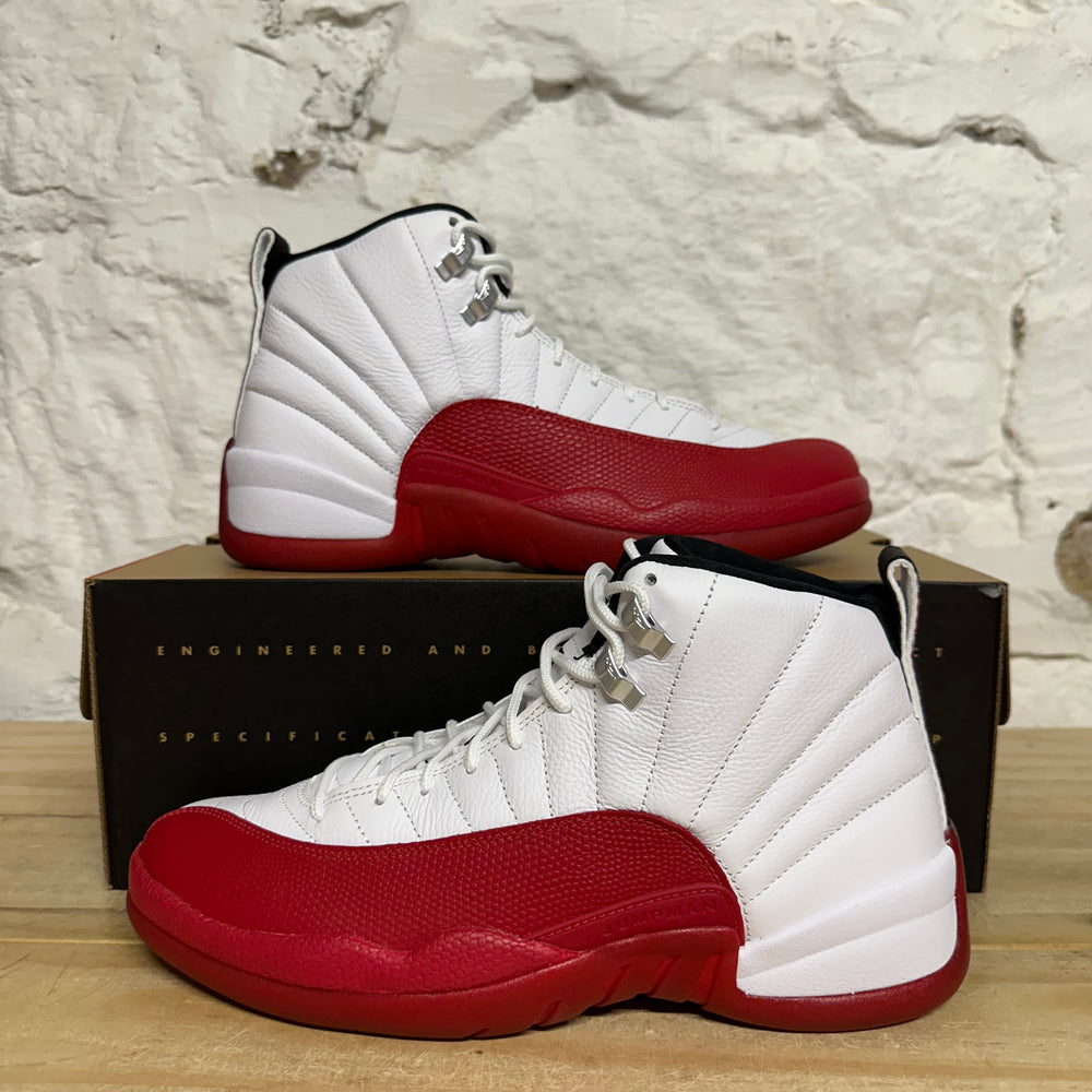 Air Jordan 12 Cherry Sz 10 DS