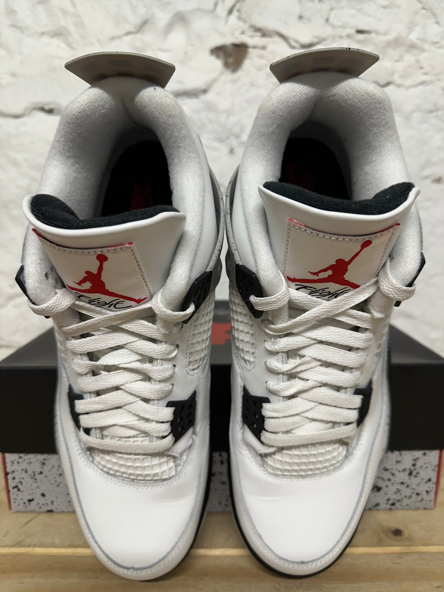 Air Jordan 4 White Cement Sz 11