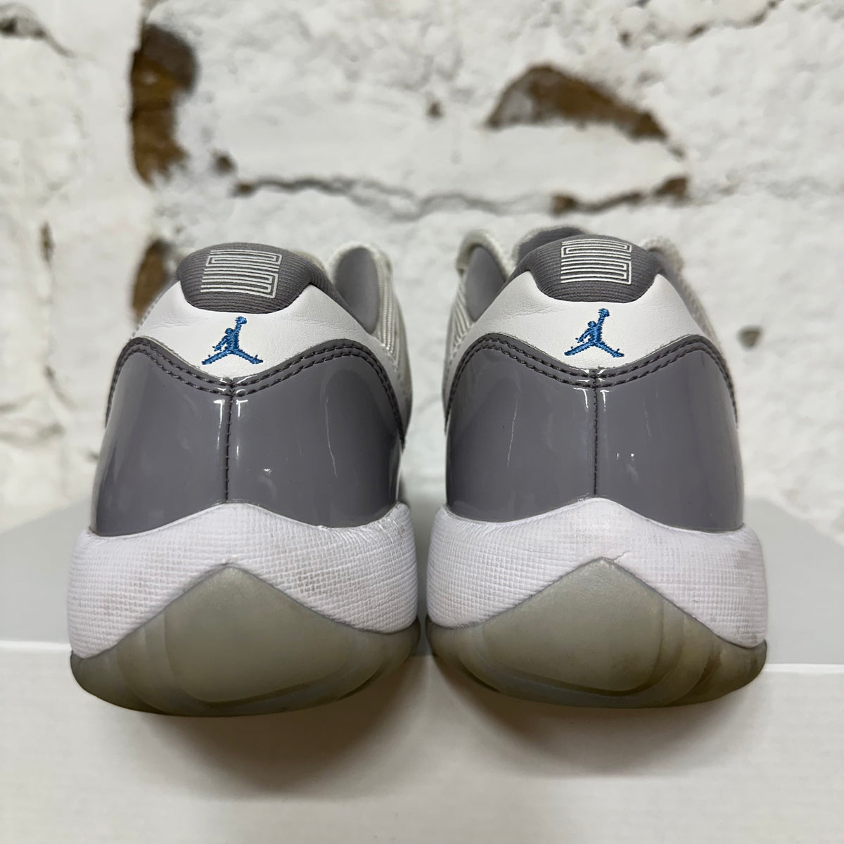 Air Jordan 11 Low Cement Grey Sz 6Y
