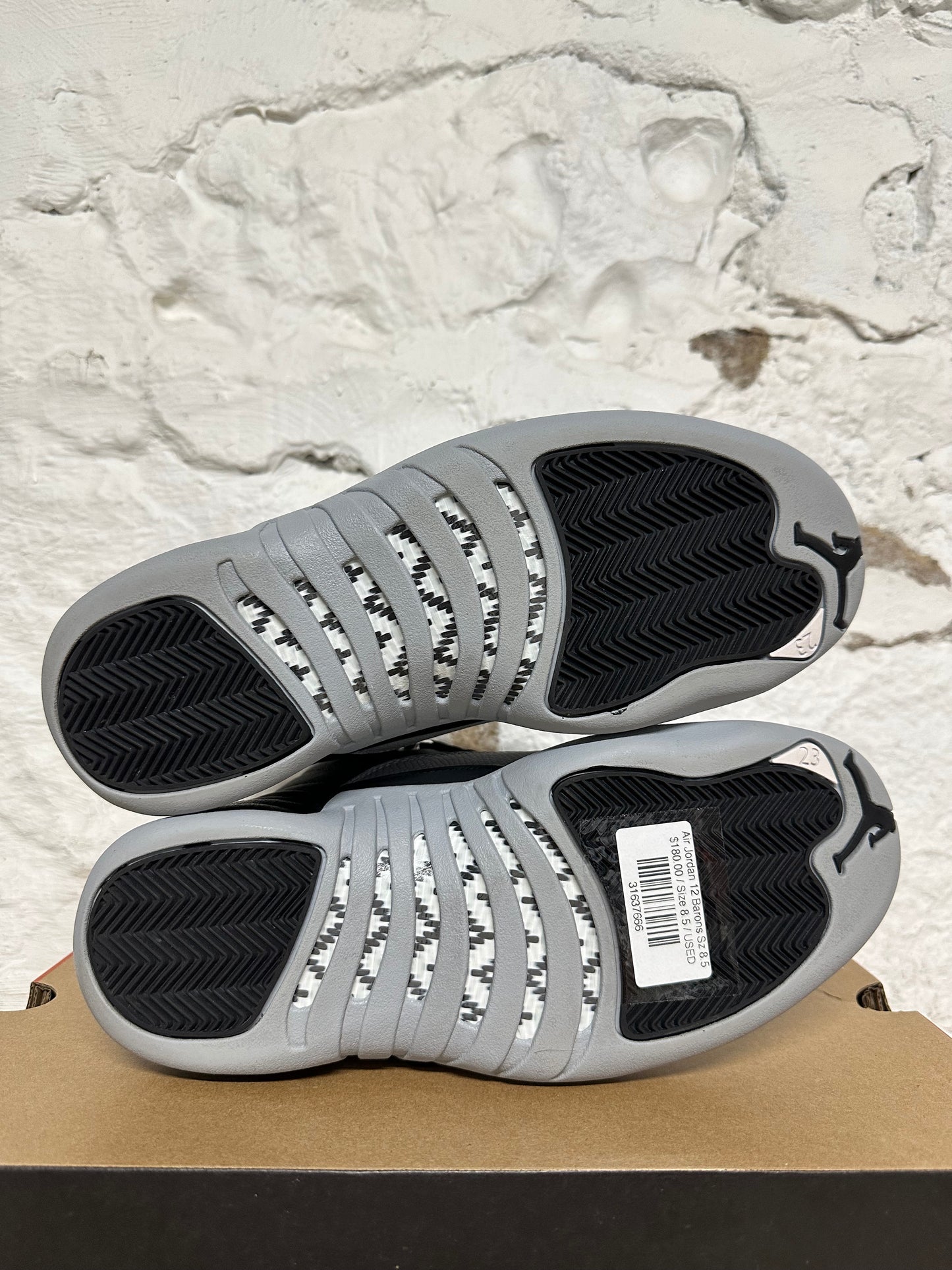 Air Jordan 12 Barons Sz 8.5
