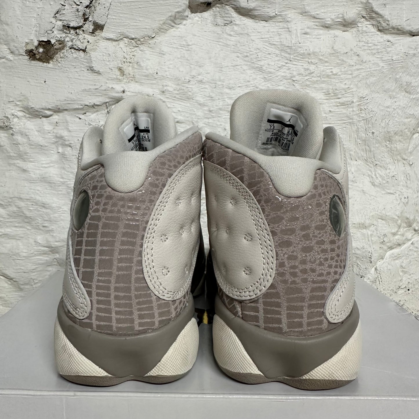 Air Jordan 13 Phantom Sz 6 (7.5W) DS
