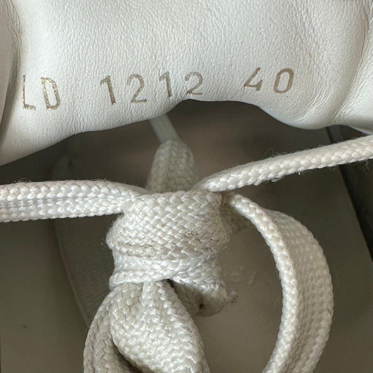 Louis Vuitton Brown Patent White Monogram Time Out Sneaker Sz 7 (40)