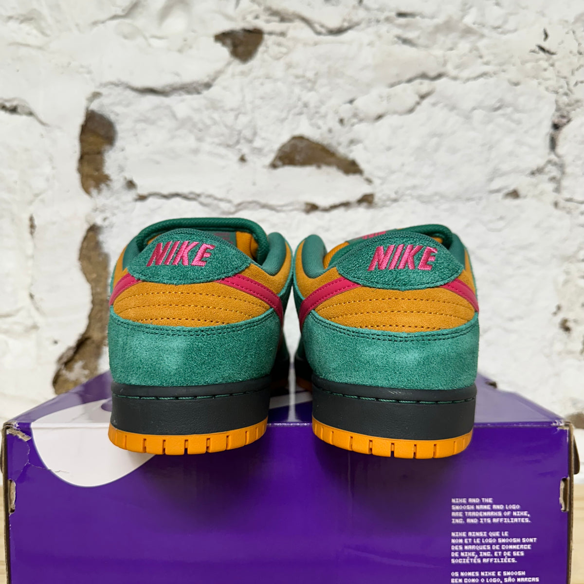 Nike SB Dunk Low Green Noise Watermelon Sz 12 DS