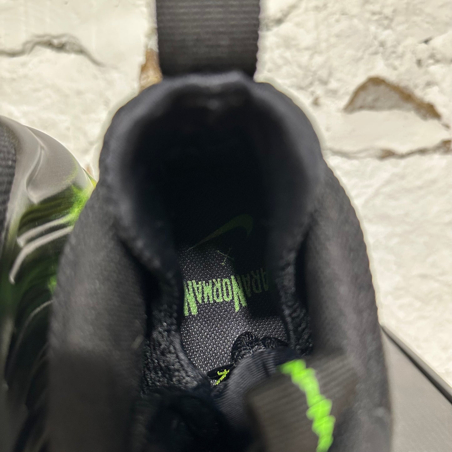 Nike Air Foamposite One ParaNorman Sz 9