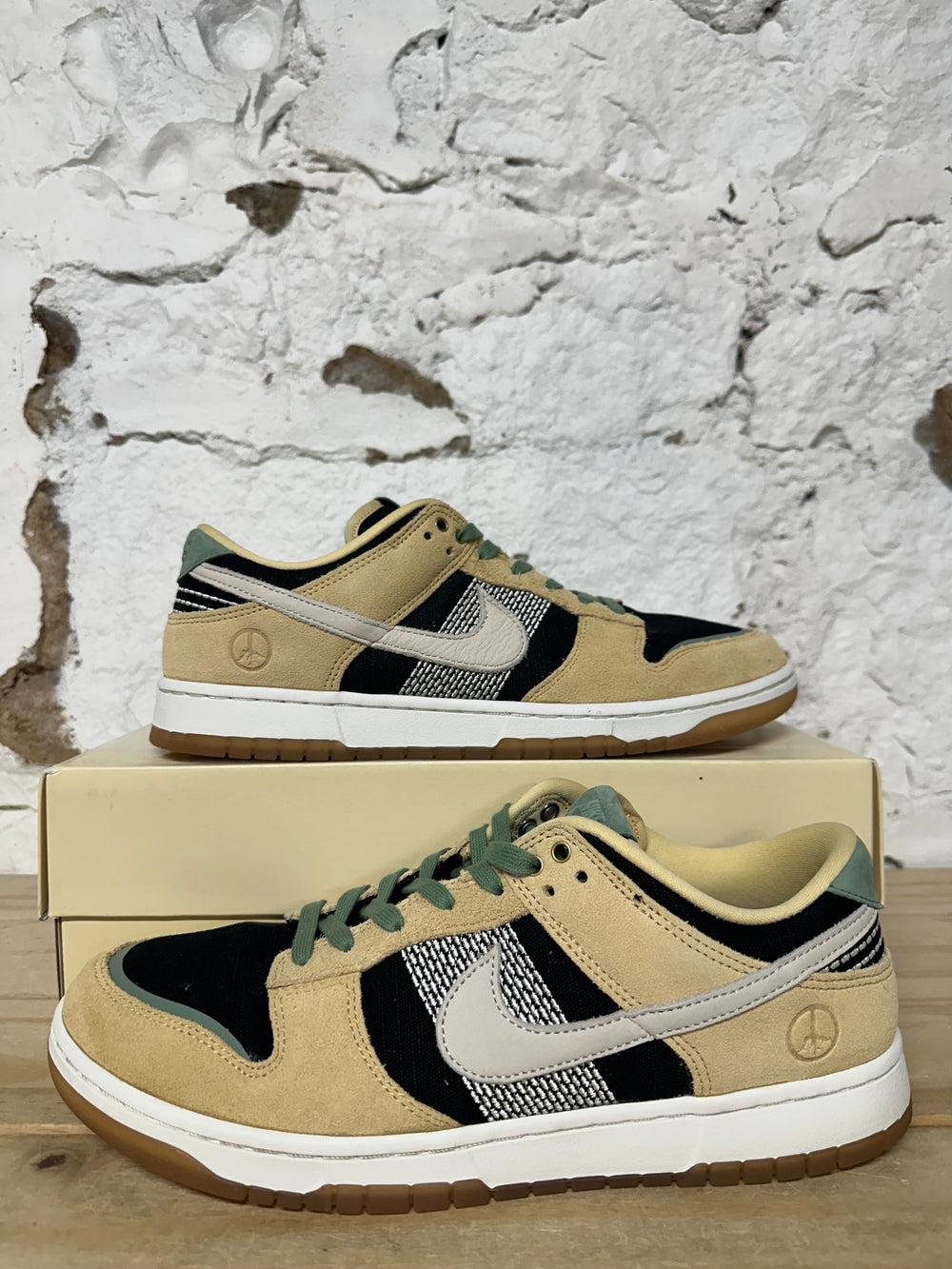 Nike Dunk Low Rooted In Peace Sz 10.5