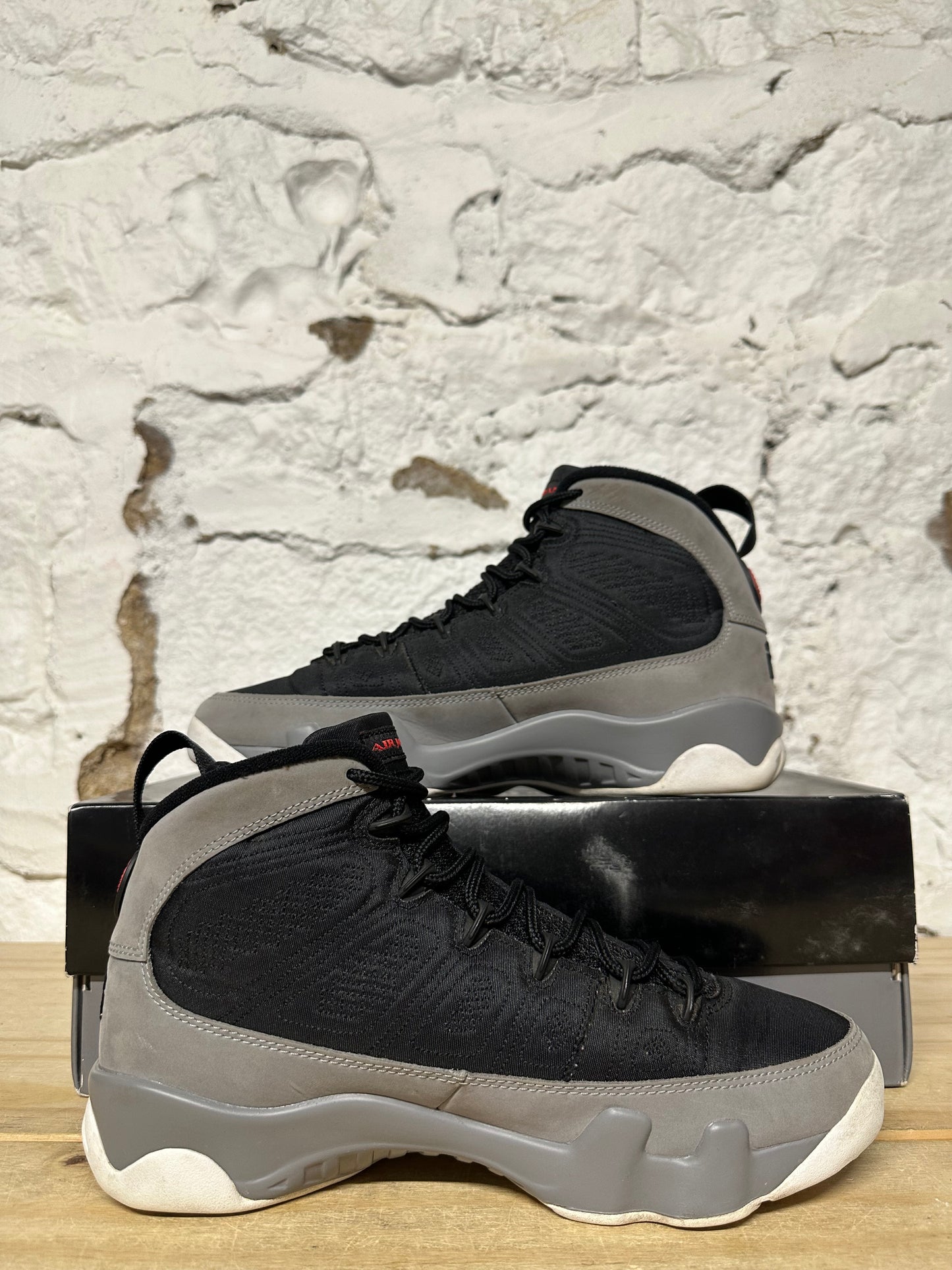 Air Jordan 9 Particle Grey Sz 8