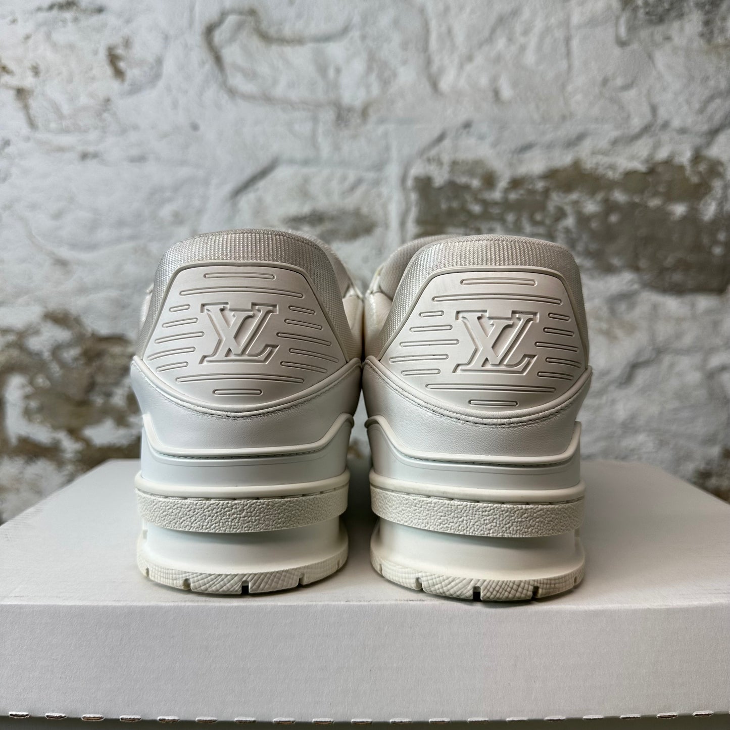 Louis Vuitton Triple White Leather Trainer Sneaker Sz 10.5 (9LV)