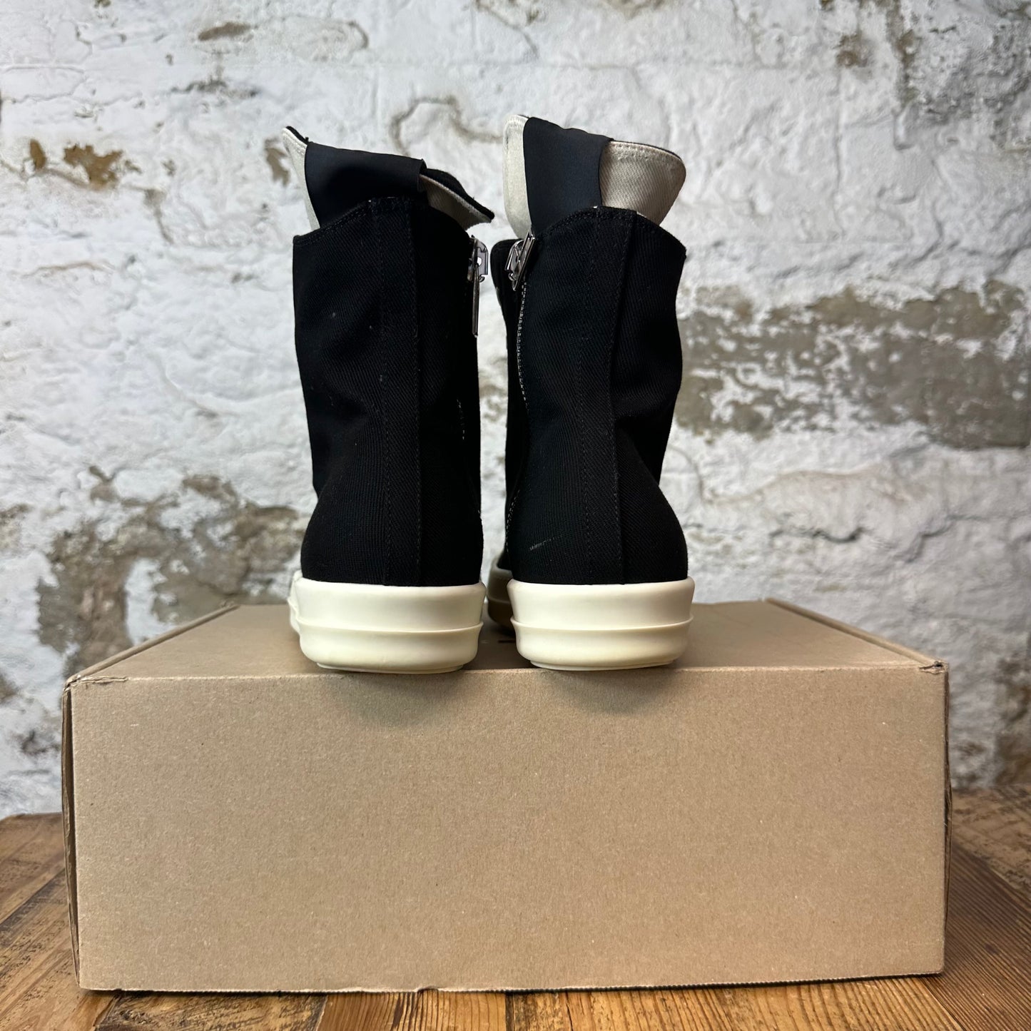 Rick Owens High Hollywood Black MIlk Sneaker Sz 8 (41)