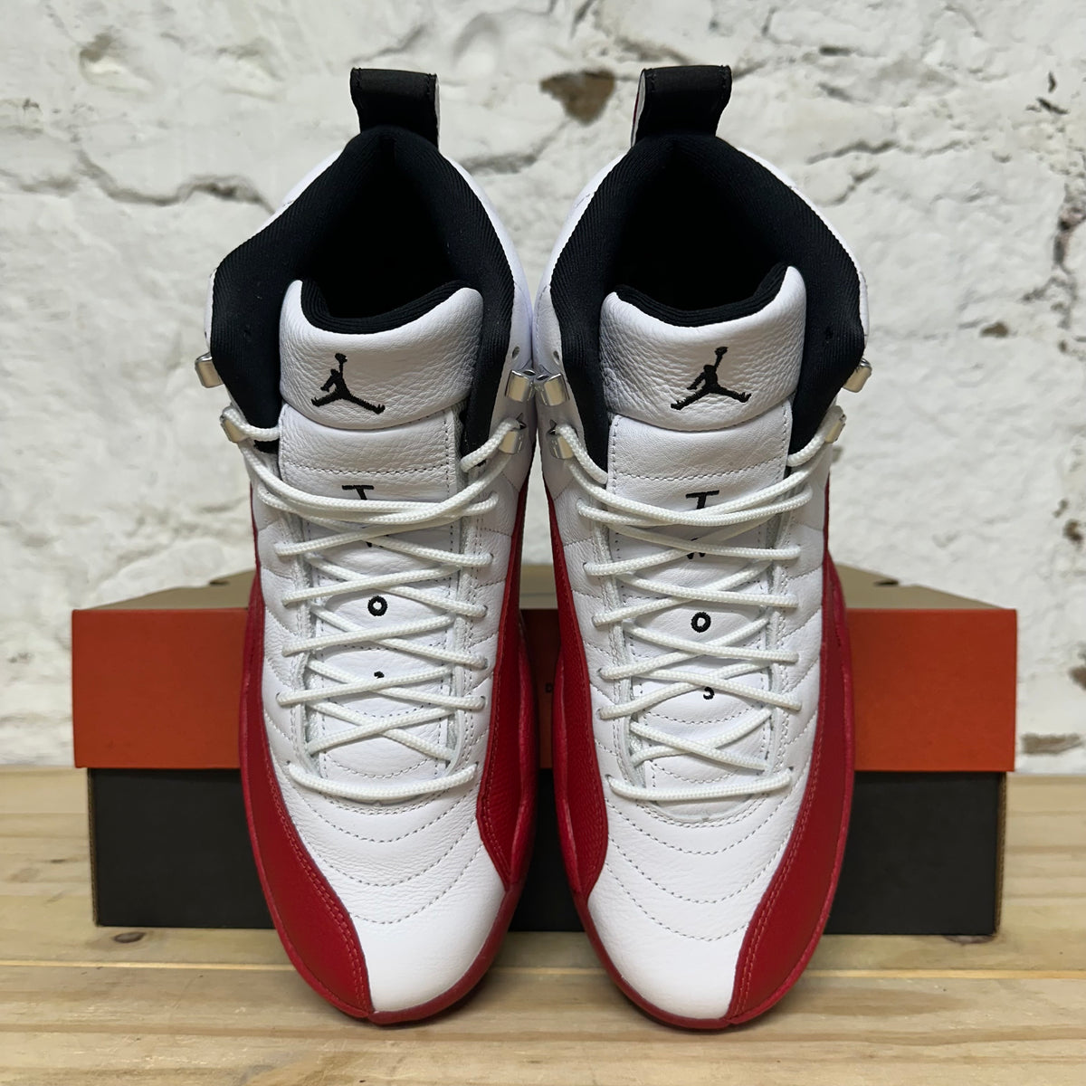 Air Jordan 12 Cherry (2023) Sz 9.5 DS