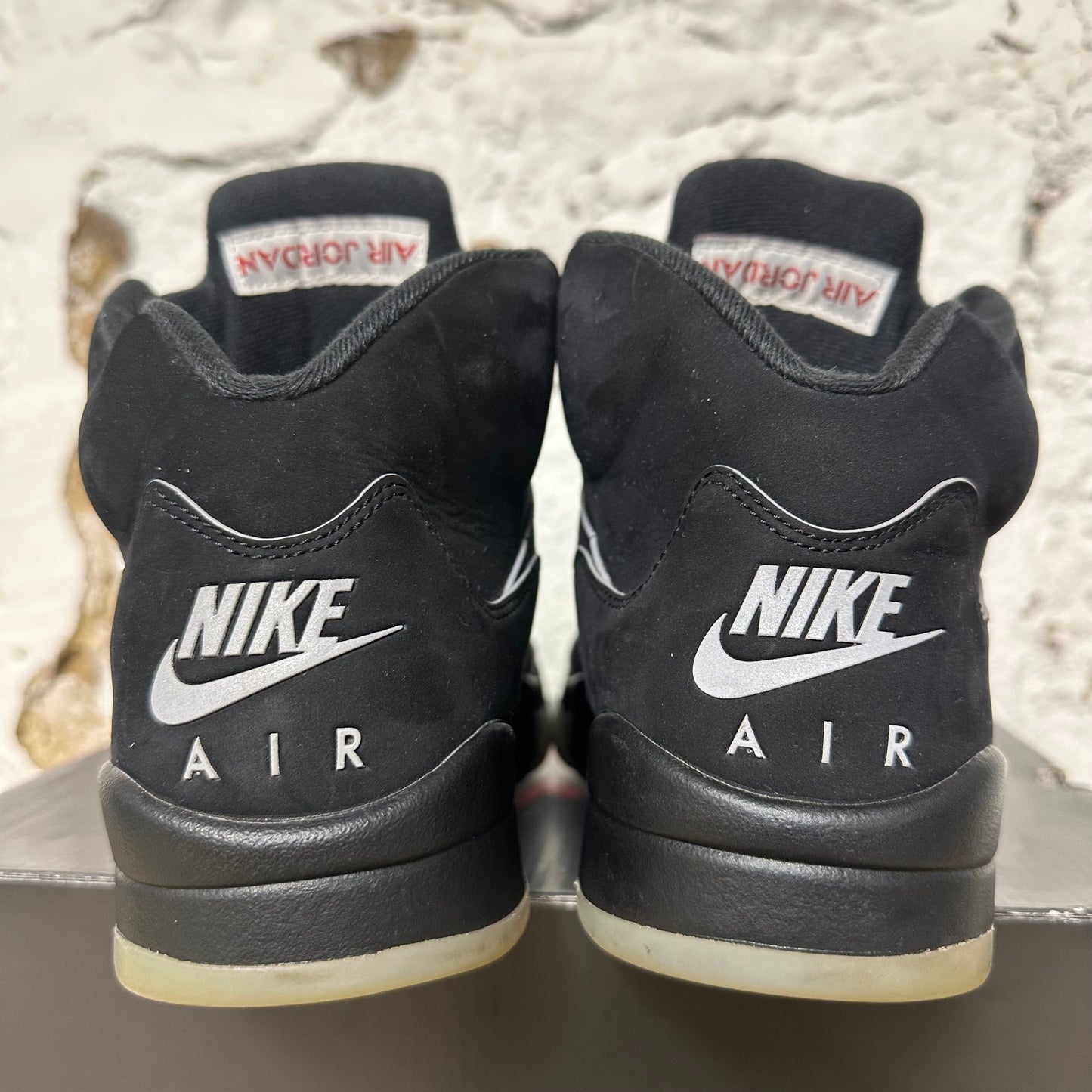 Air Jordan 5 Black Metallic Reimagined Sz 9.5