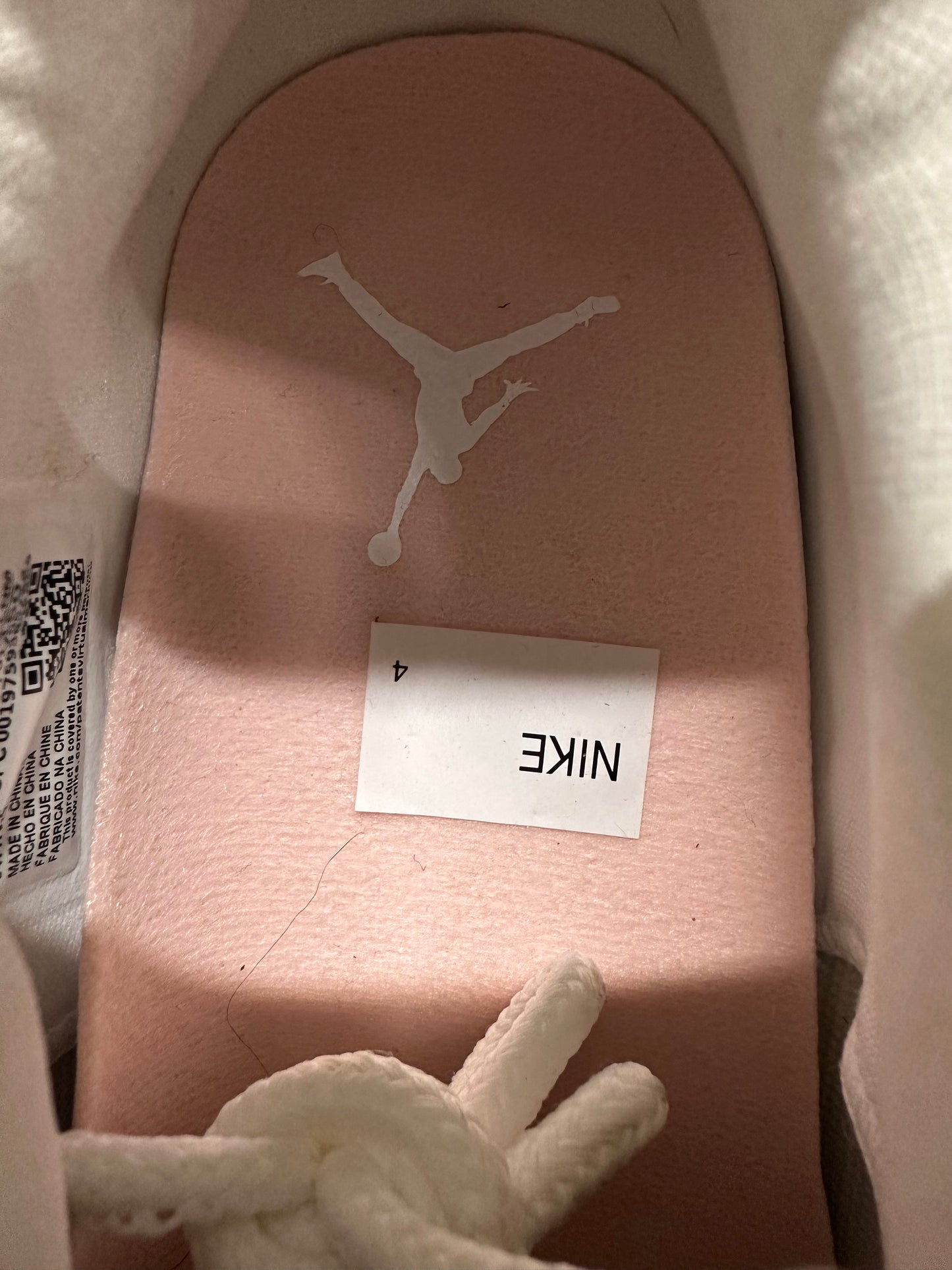 Air Jordan 11 Low Legend Pink Sz 9 (10.5W) DS