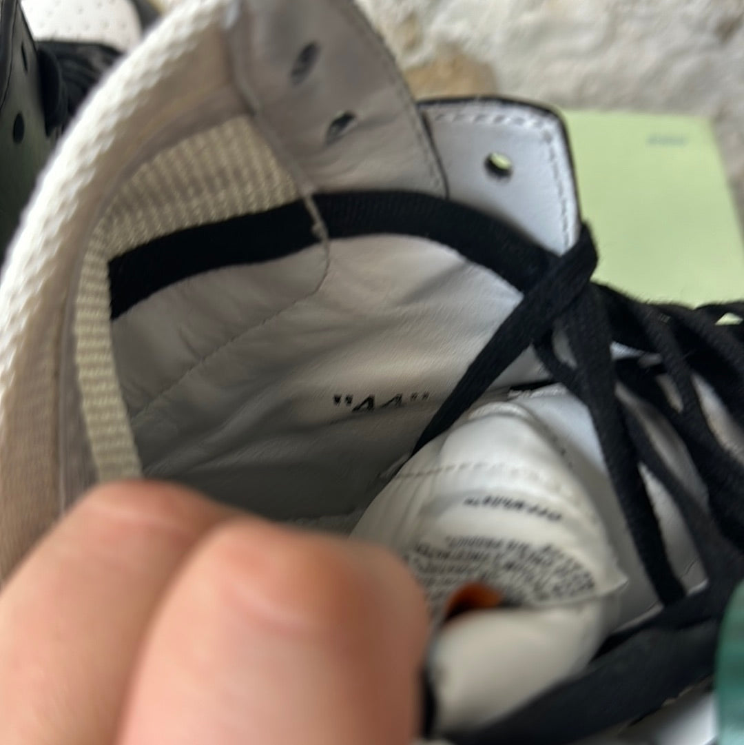 Off White Court High Black White Sz 11 (44)