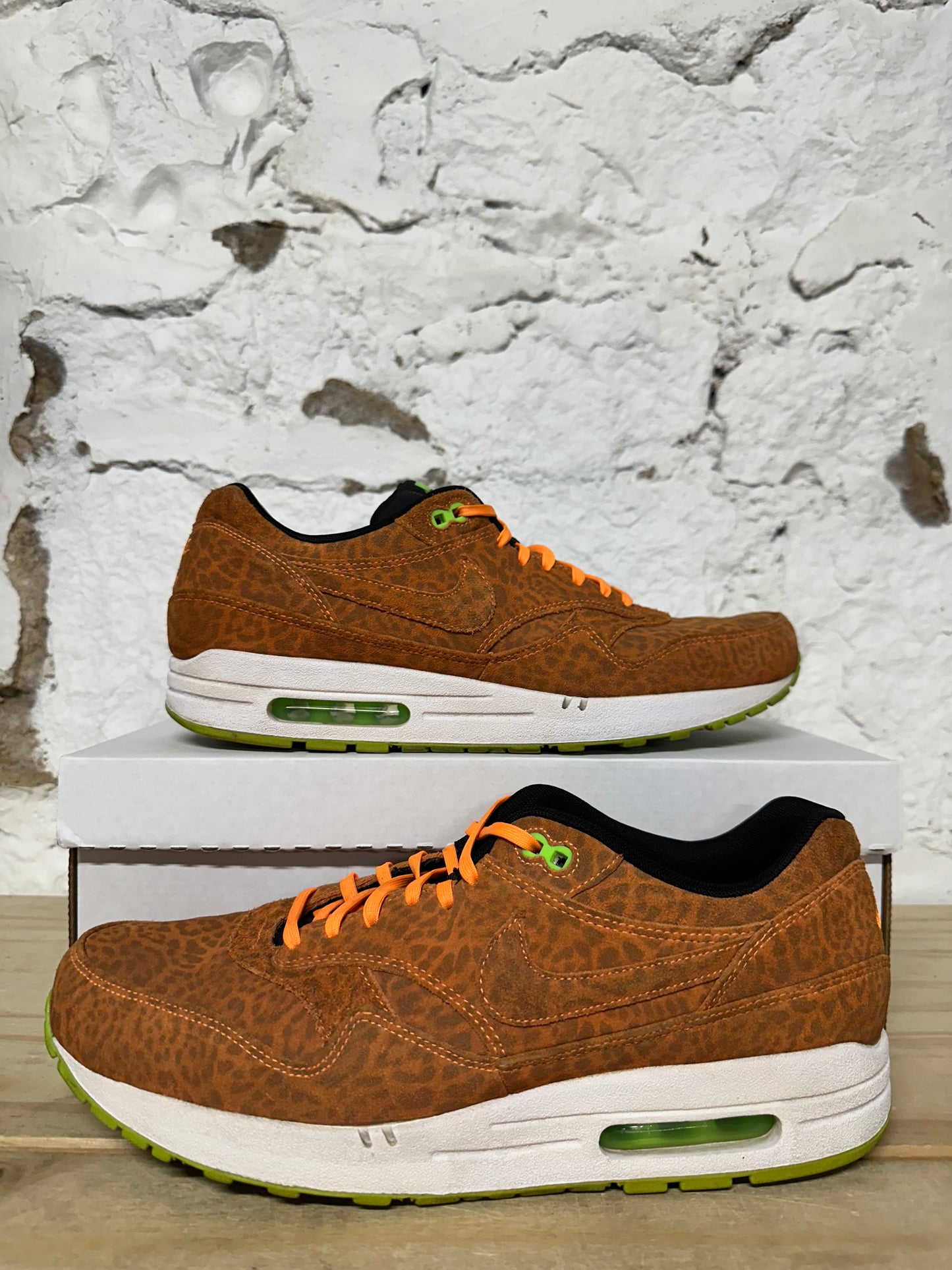 Nike Air Max 1 Orange Leopard Sz 11.5