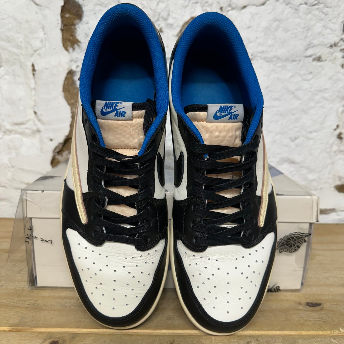 Air Jordan 1 Low Fragment x Travis Scott Sz 10.5