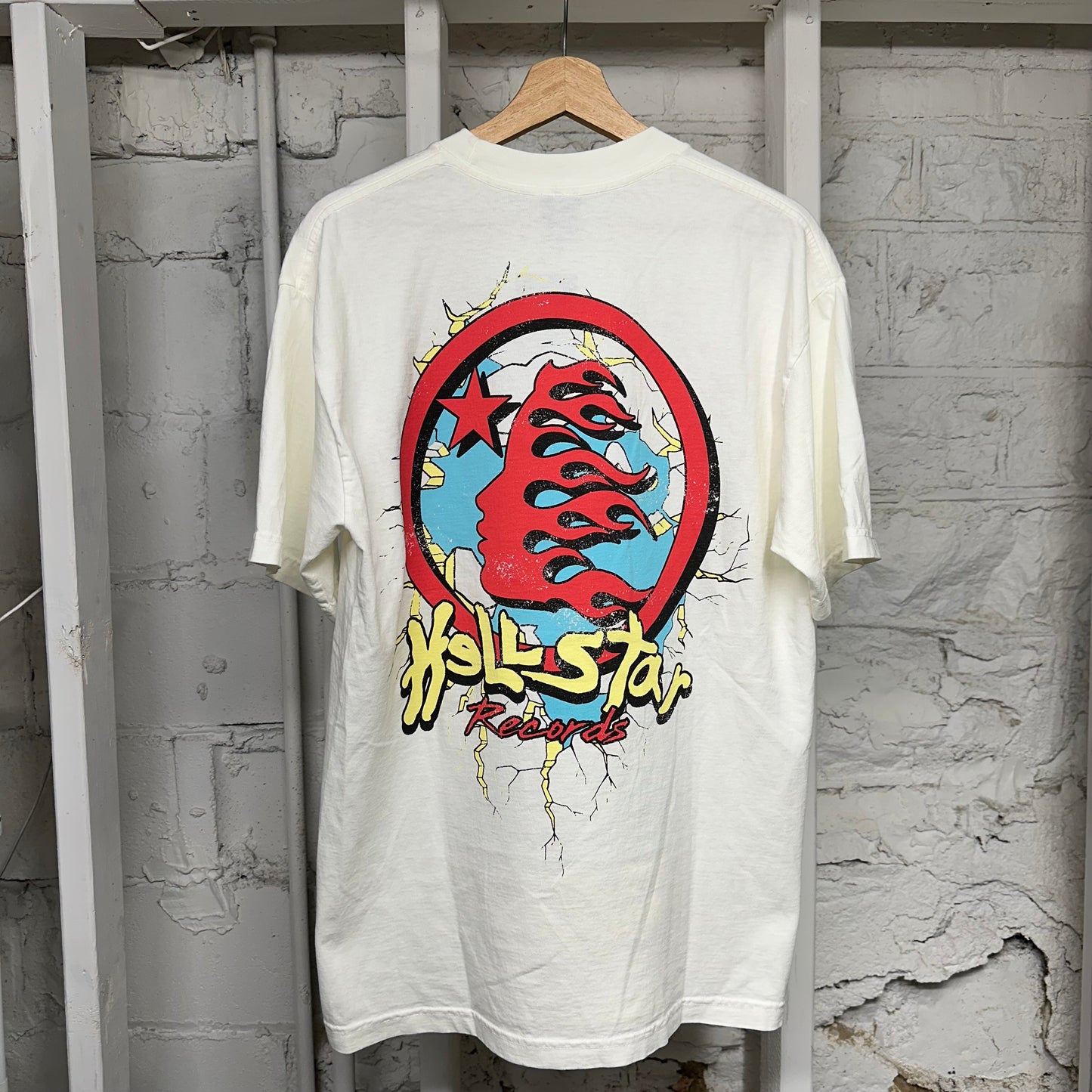 Hellstar Globe Cream T-Shirt Sz M