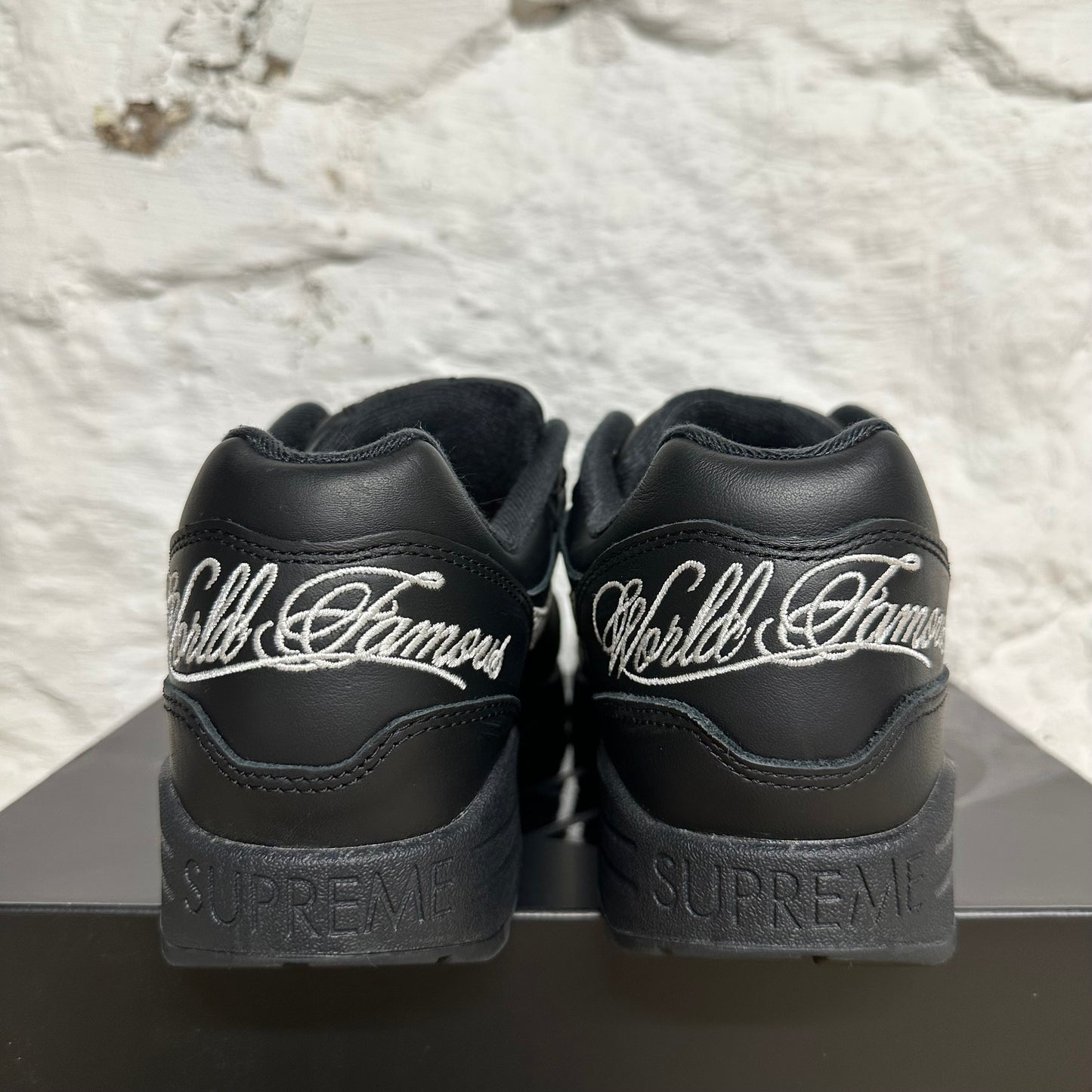 Nike Air Max 1 Supreme Black White Sz 10.5