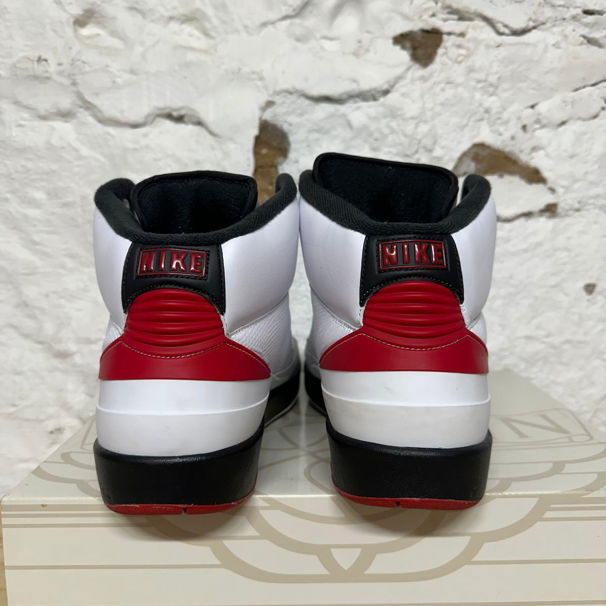 Air Jordan 2 Chicago (2022) Sz 13