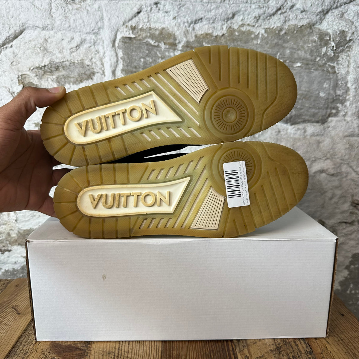 Louis Vuitton Graphite Trainer Sneaker Sz 9 (7.5LV)