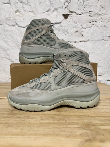 Yeezy DSRT Boot Salt Sz 11.5