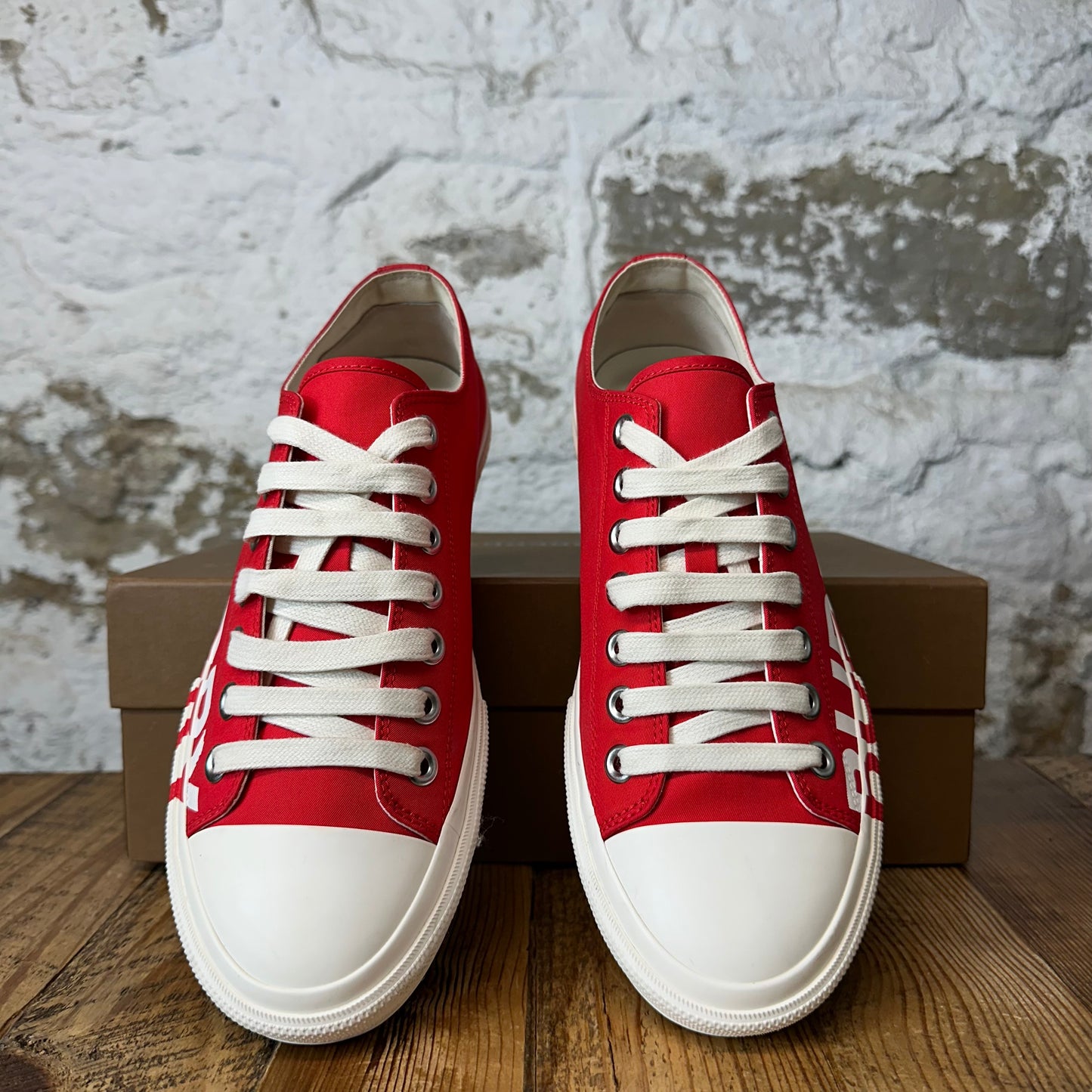 Burberry Red White Spellout Larkhall Sneaker Sz 8 (41)