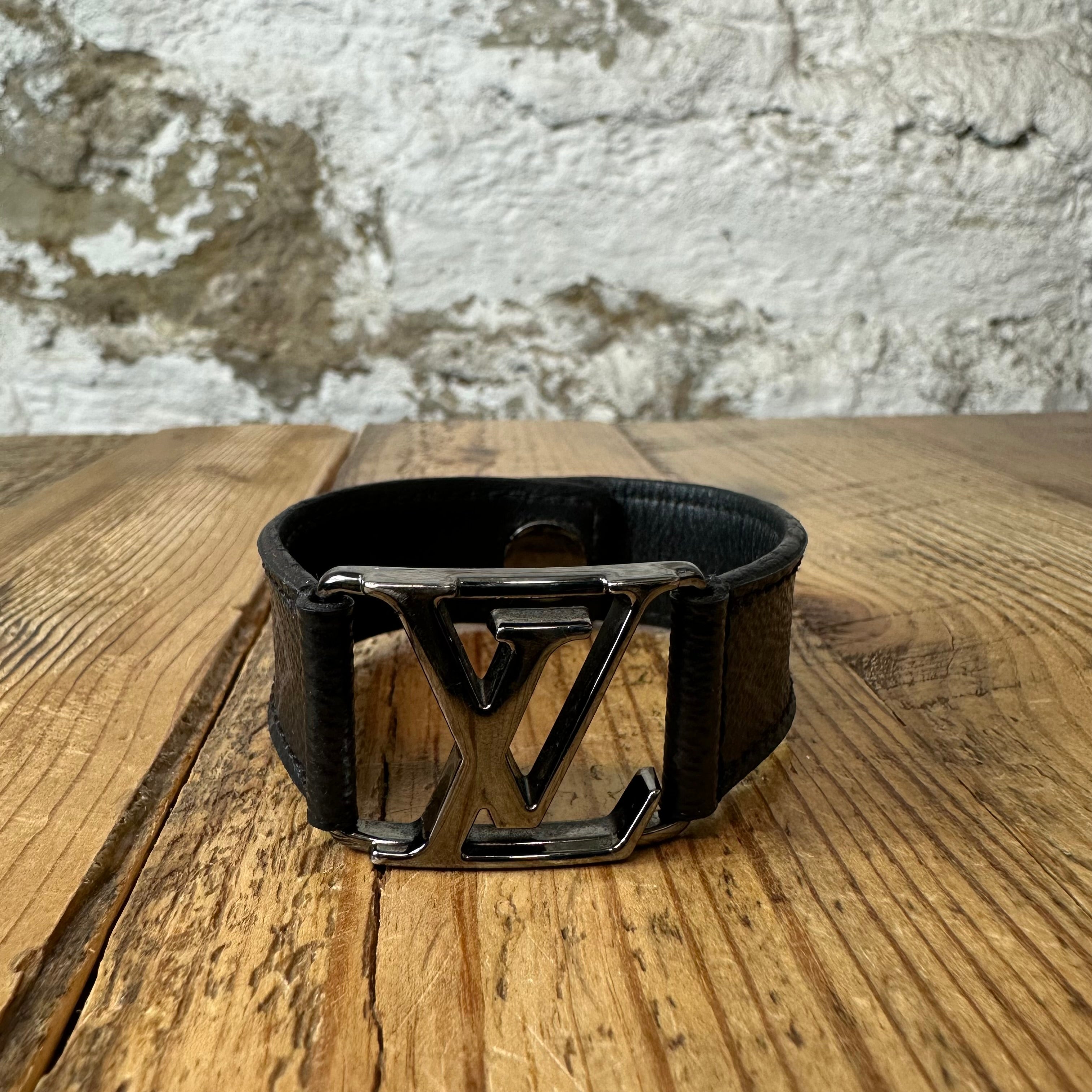Louis Vuitton Graphite Hockenheim Bracelet Sz 21