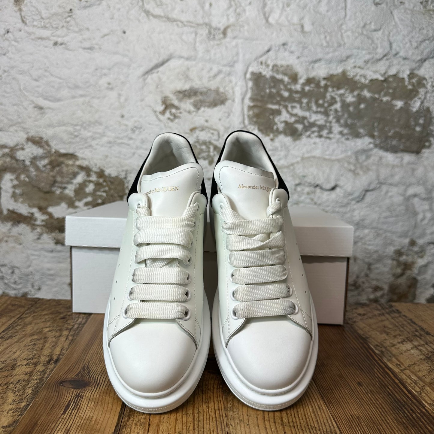 Alexander McQueen Black Tab White Sneaker Sz 6 (38)
