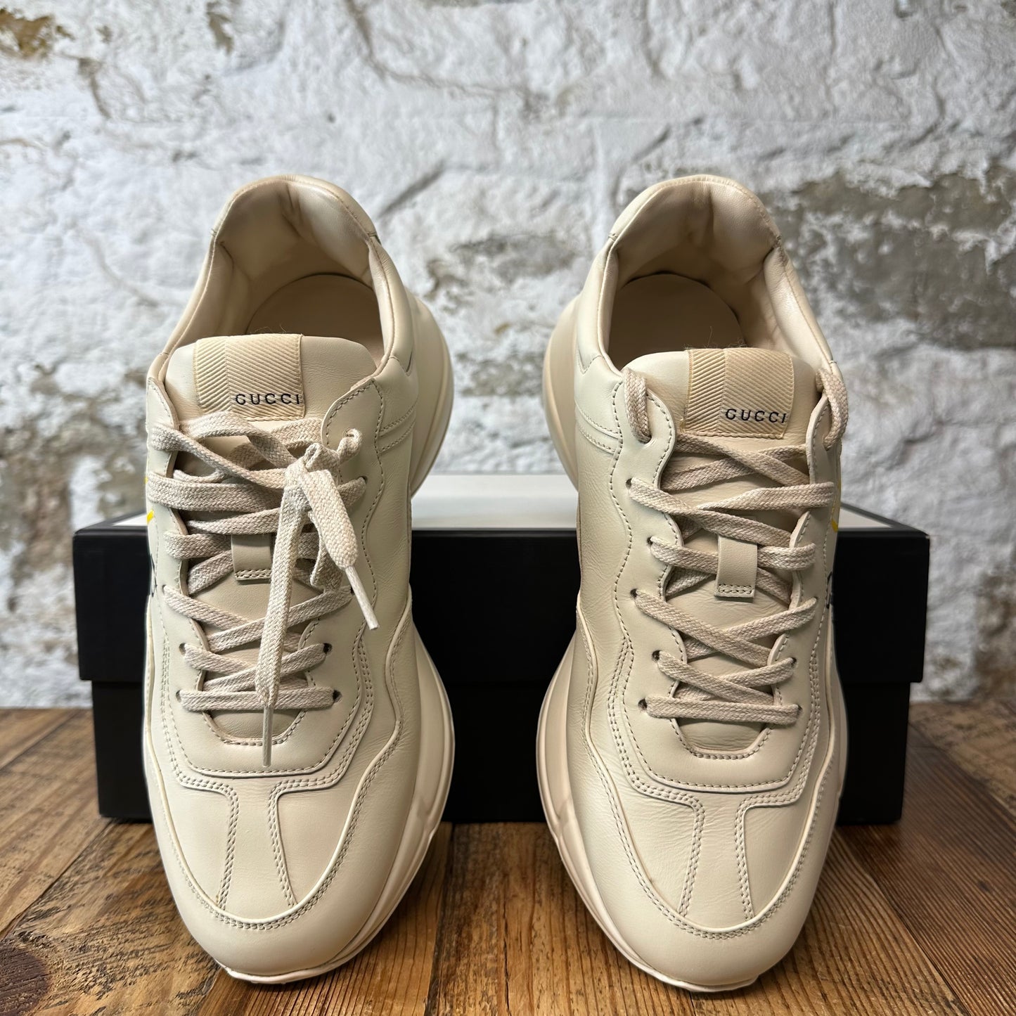 Gucci Rhyton Vintage Logo Cream Sneaker Sz 7