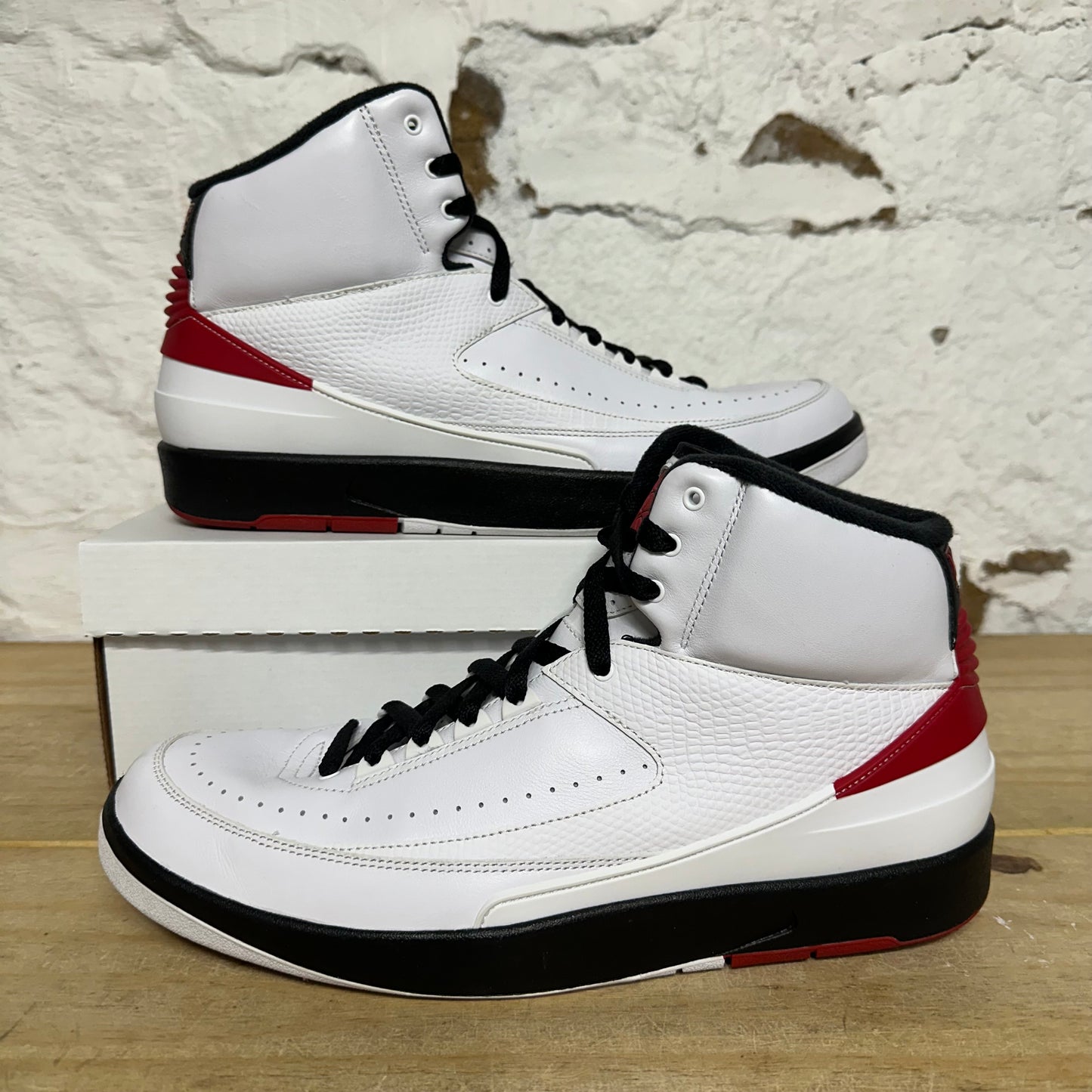 Air Jordan 2 Chicago (2022) Sz 13