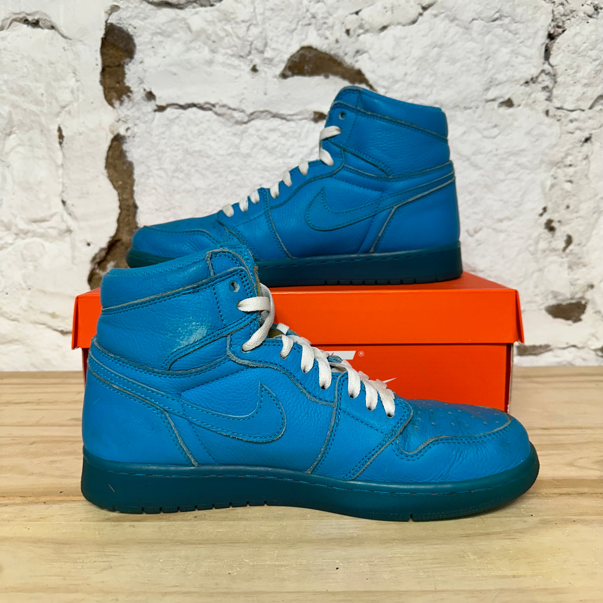 Air Jordan 1 High Gatorade Blue Lagoon Sz 9