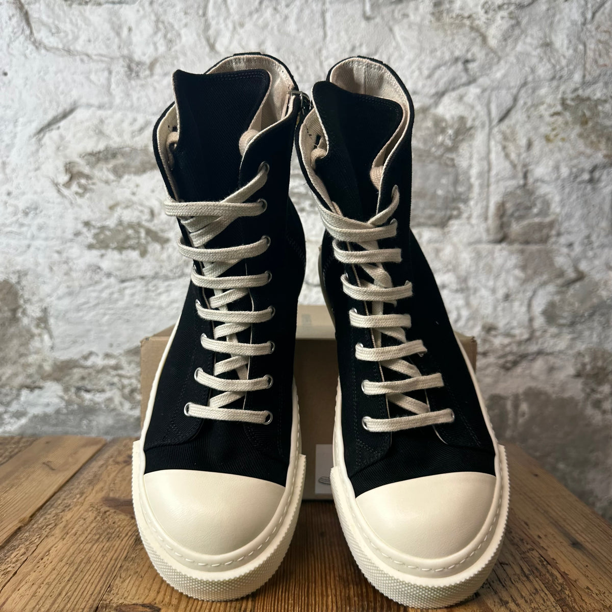 Rick Owens High Black Milk Sneaker Sz 7 (40)