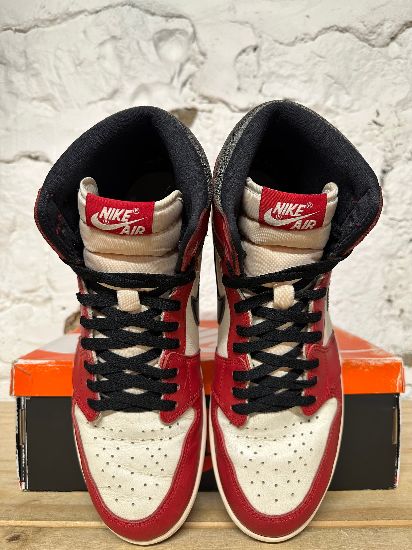 Air Jordan 1 High Lost And Found Sz 13
