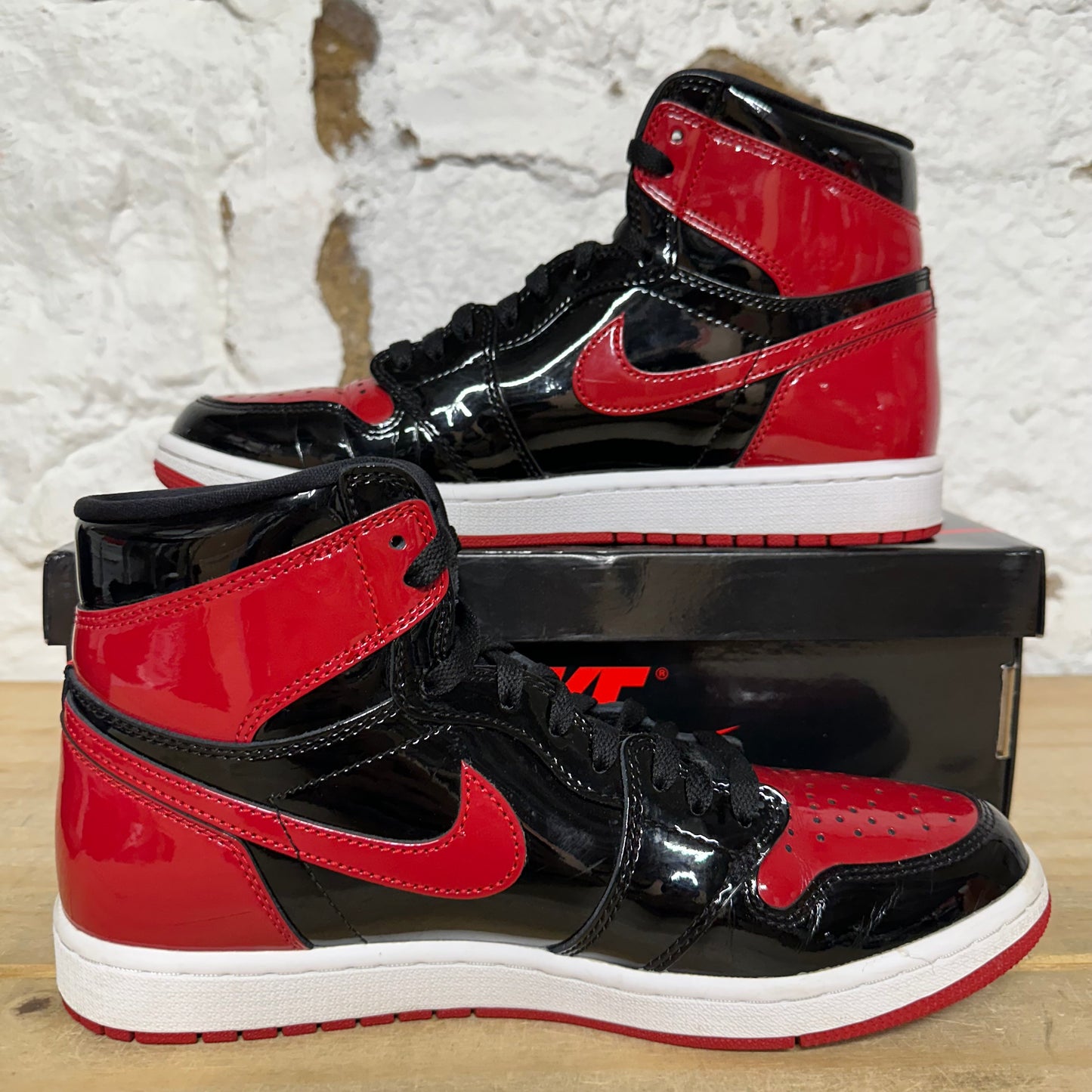 Air Jordan 1 High Patent Bred Sz 10