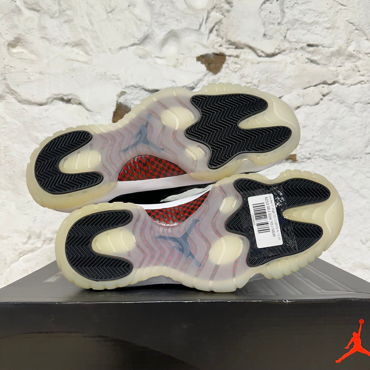 Air Jordan 11 High 72-10 (2015) Sz 10 DS