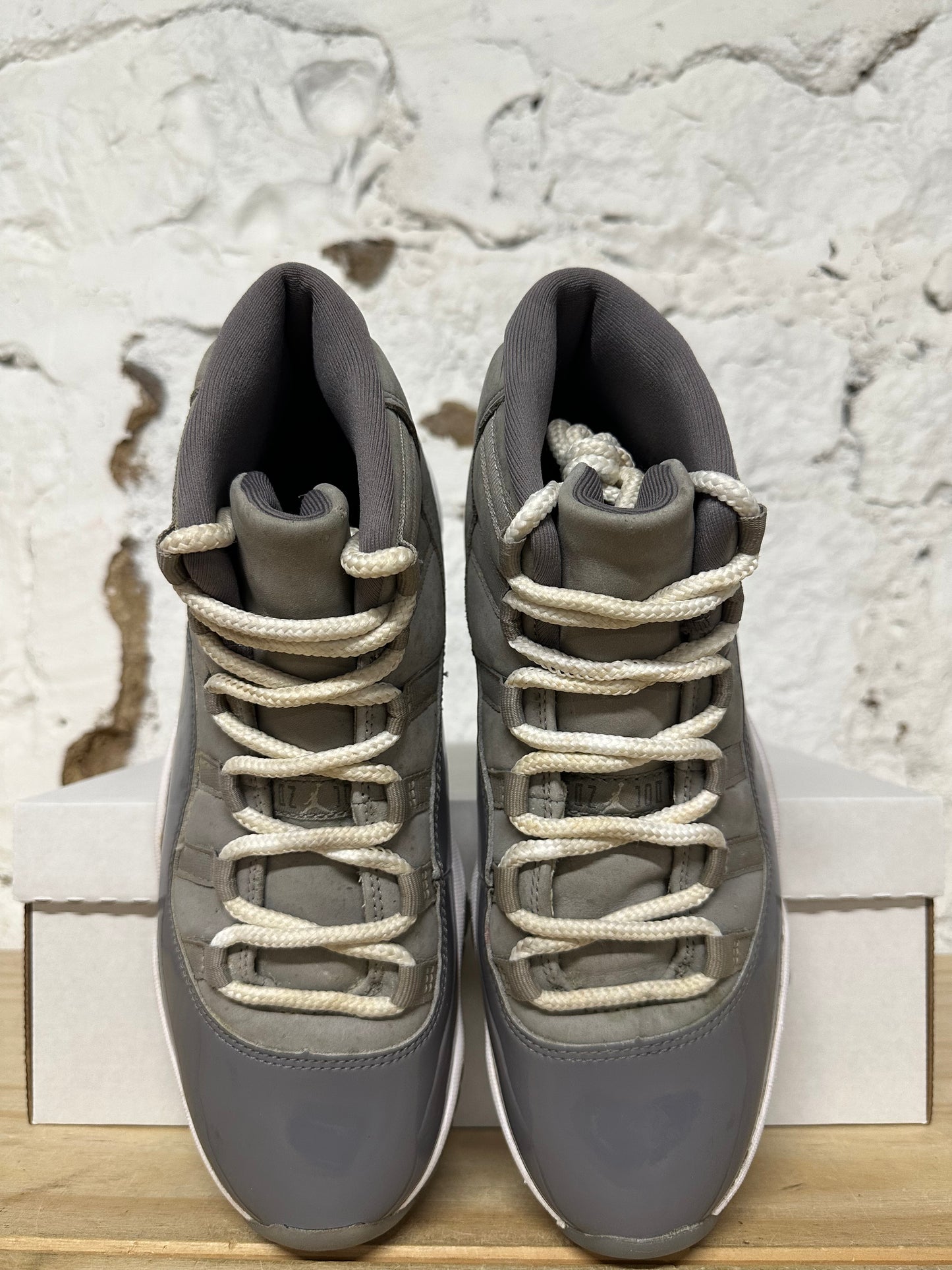 Air Jordan 11 Cool Grey Sz 8.5