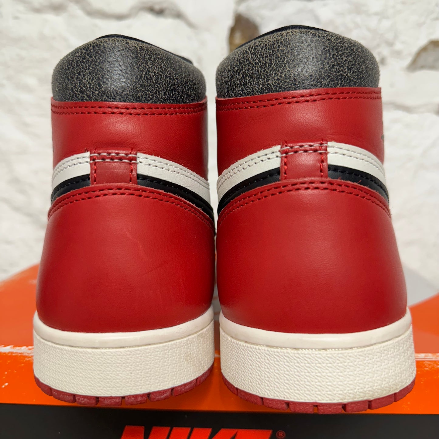 Air Jordan 1 High Chicago Lost and Found Sz 11.5