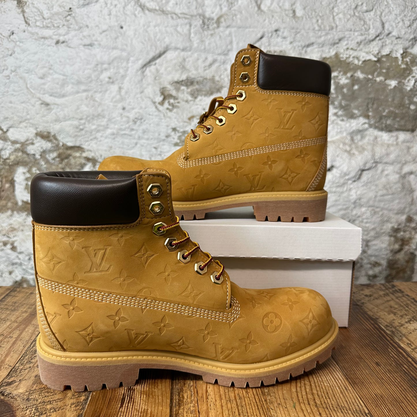 Louis Vuitton Wheat Monogram Timberland Boot Sz 10