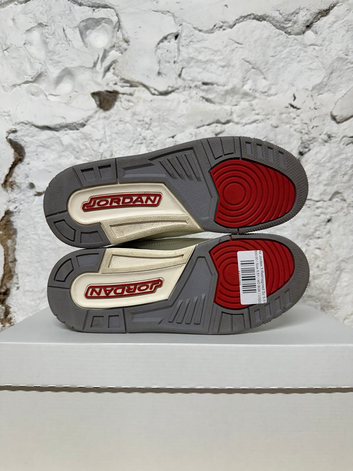 Air Jordan 3 Reimagined Sz 5.5Y