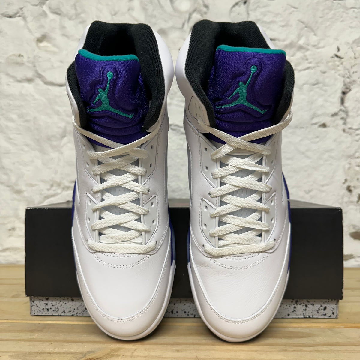 Air Jordan 5 Grape (2025) Sz 13 DS