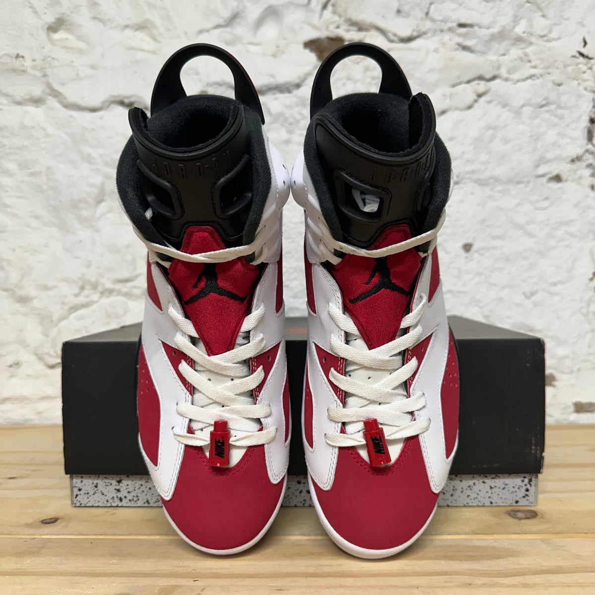 Air Jordan 6 Carmine (2021) Sz 9