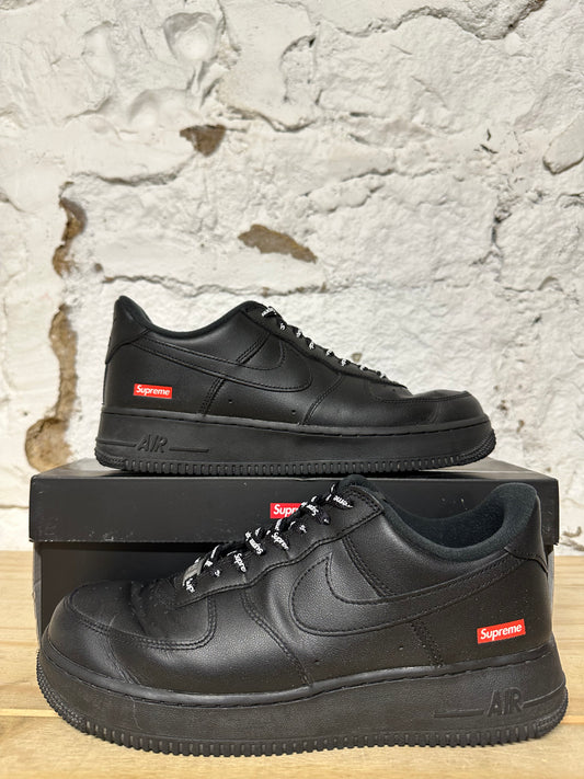 Nike Air Force 1 Low Supreme Black Sz 9
