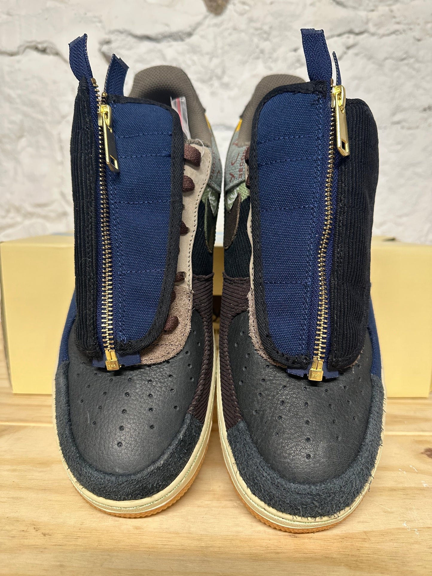 Nike Air Force 1 Low Travis Scott Cactus Jack Sz 9 DS