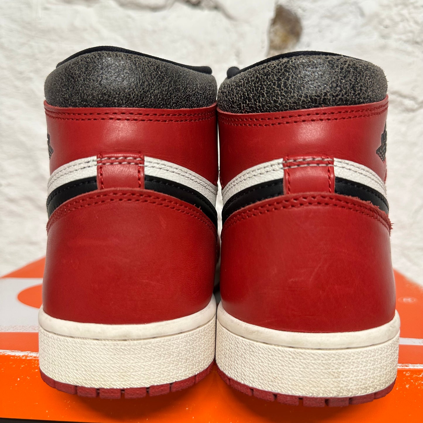 Air Jordan 1 High Chicago Lost and Found Sz 8.5