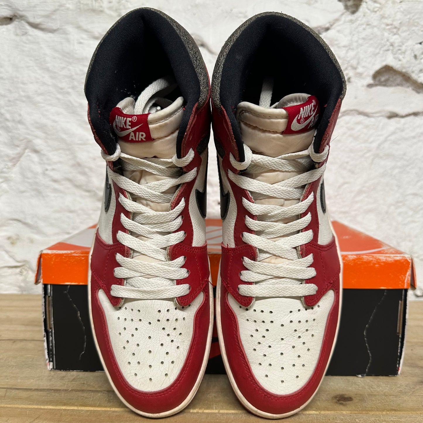 Air Jordan 1 High Chicago Lost and Found Sz 10.5