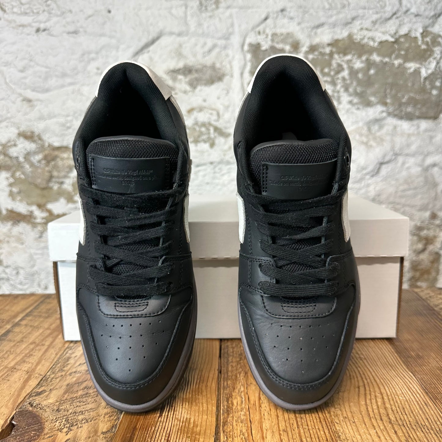 Off-White Out Of Office White Black Sneaker Sz 7 (40)