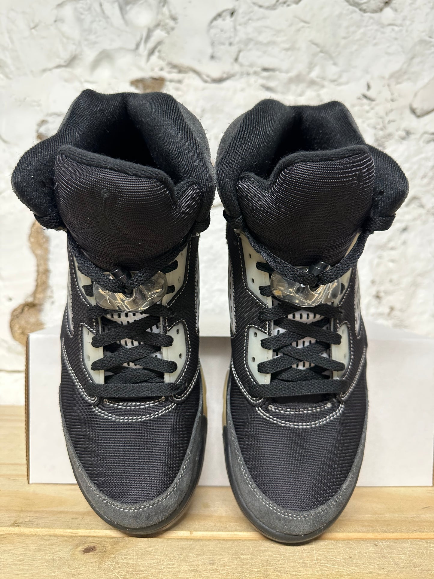 Air Jordan 5 Anthracite Sz 10.5